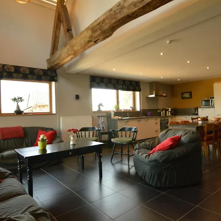 Quaint In Near Forest بيت للعطل Hombourg
